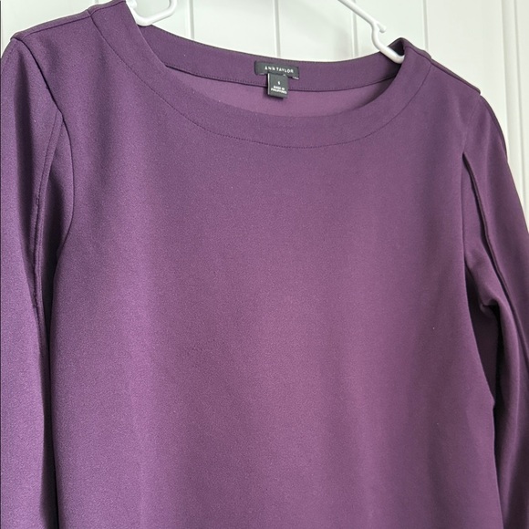 Ann Taylor Deep Purple Long Sleeve Top - Picture 4 of 8